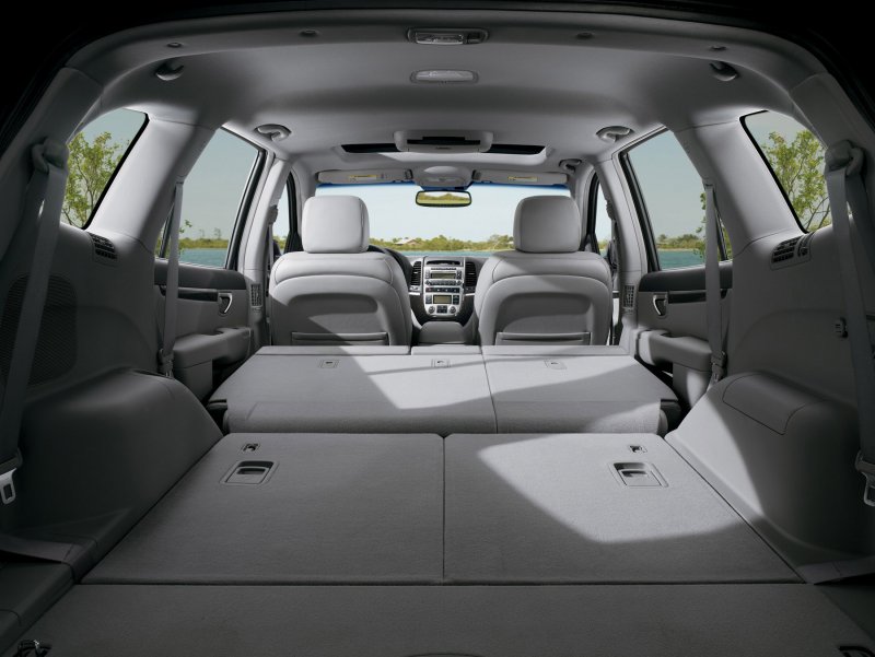 Hyundai Santa Fe 2011 салон