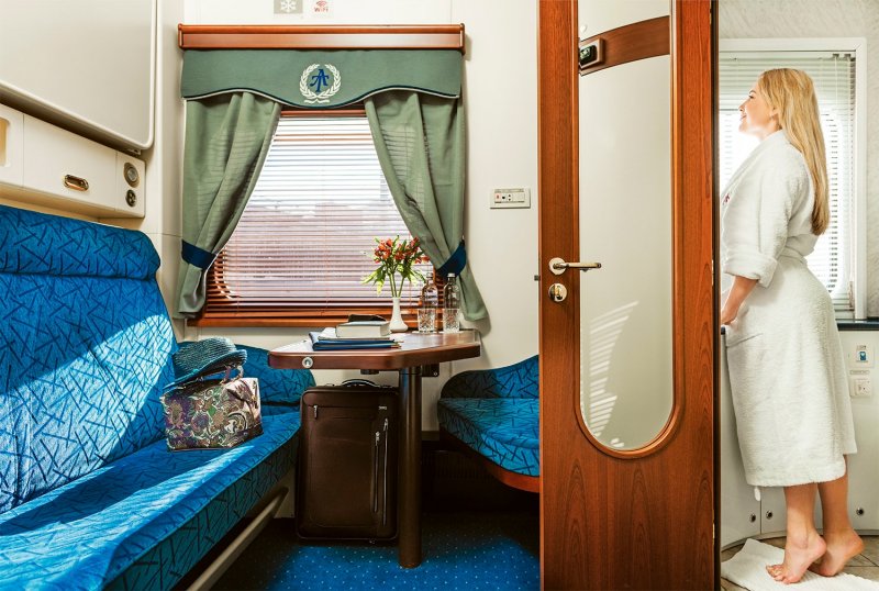 The Blue Train поезд