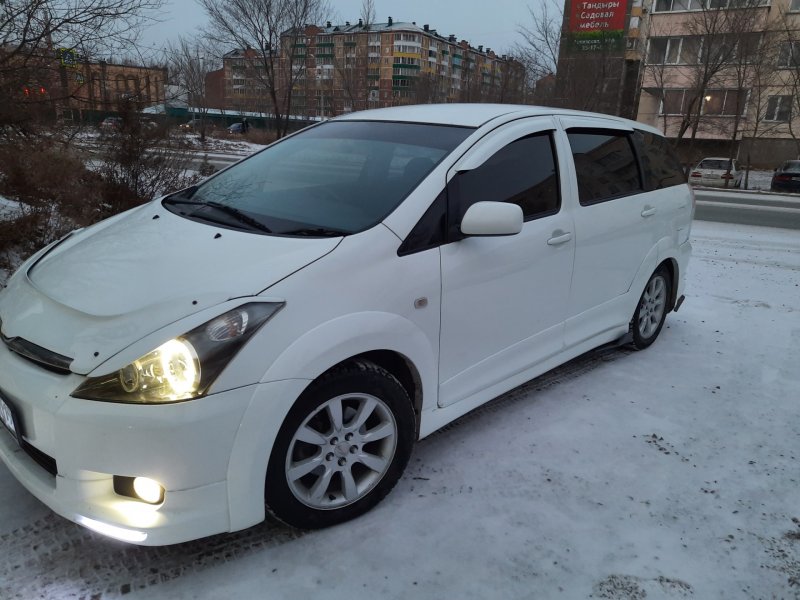 Toyota Wish 2018
