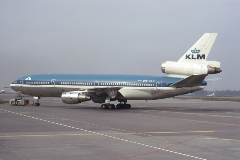 Northwest Airlines MCDONNELL Douglas DC-10-40