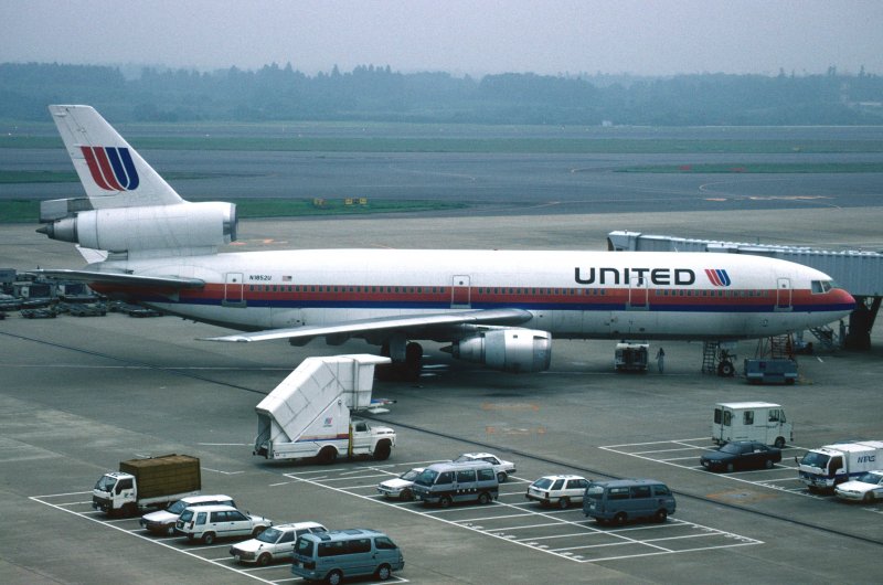 Douglas dc10 самолет