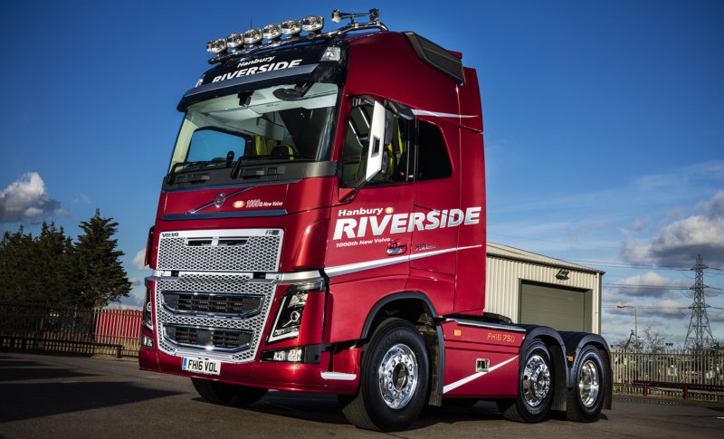 Грузовик Volvo fh16