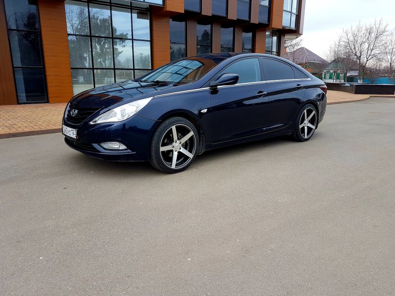 Hyundai Sonata r19