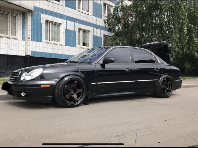 Hyundai Sonata 4 на дисках