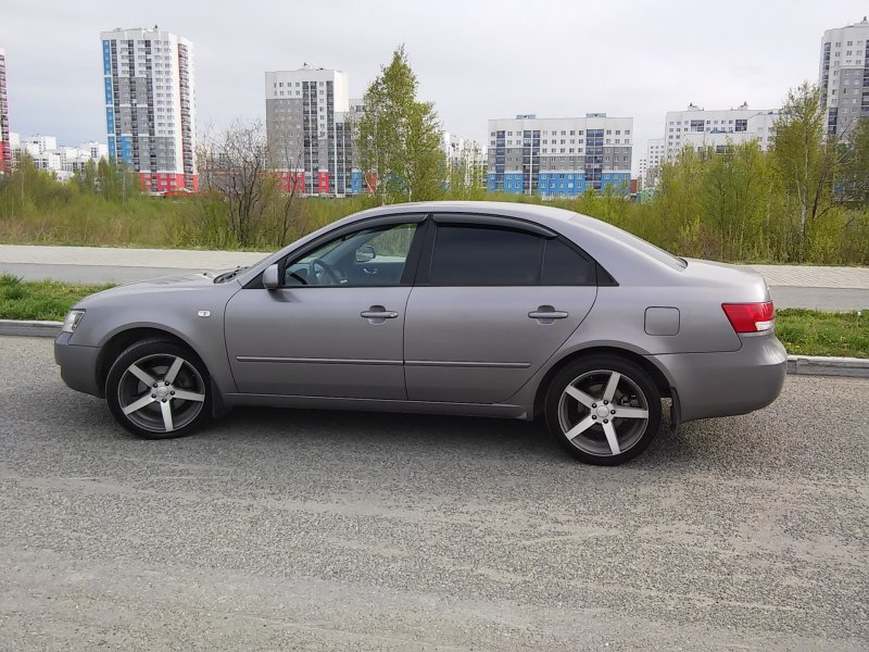 Hyundai Sonata NF r18