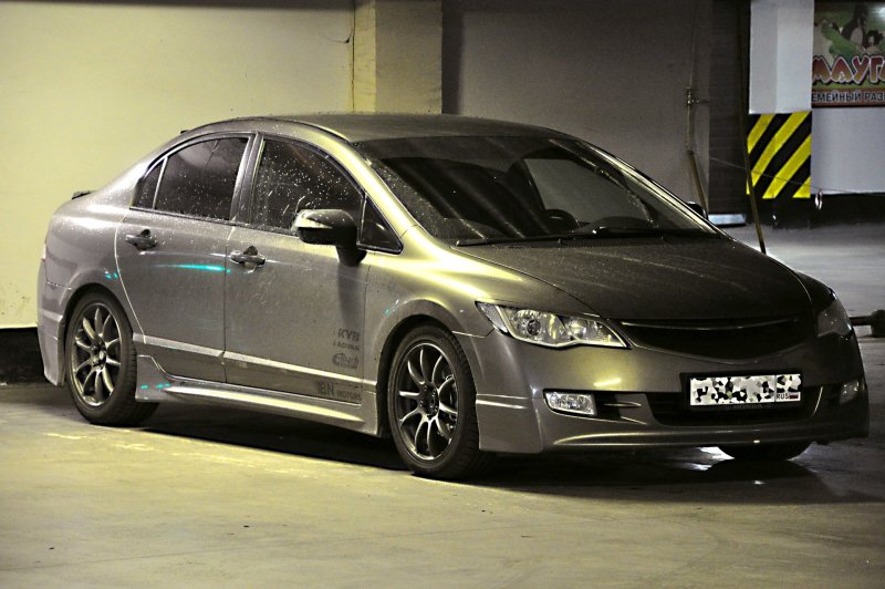 Honda Civic 8 4d