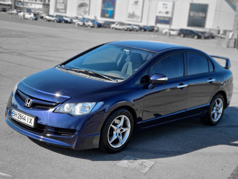 Honda Civic 8 4d
