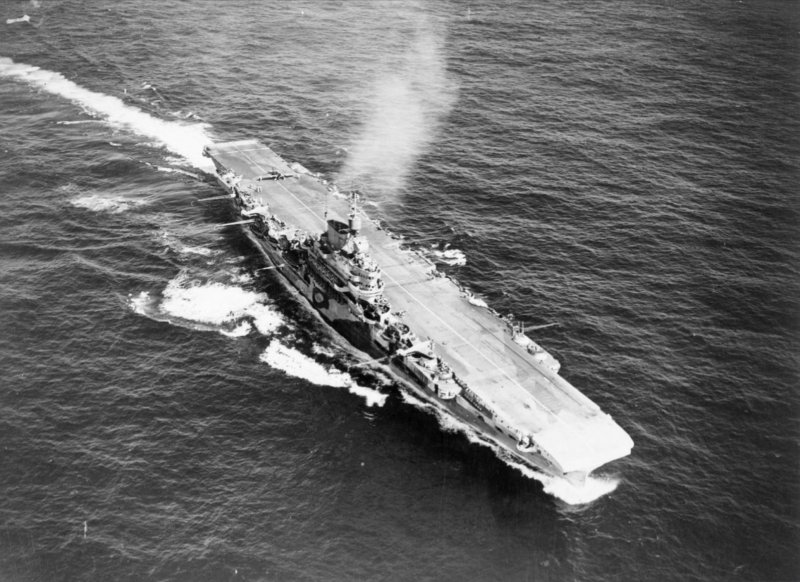 HMS indomitable 1940
