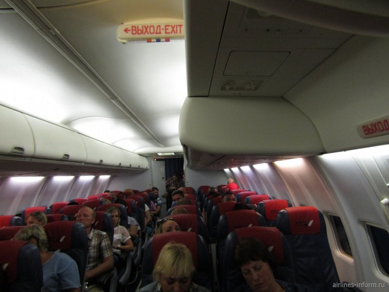 Боинг 737 200 салон
