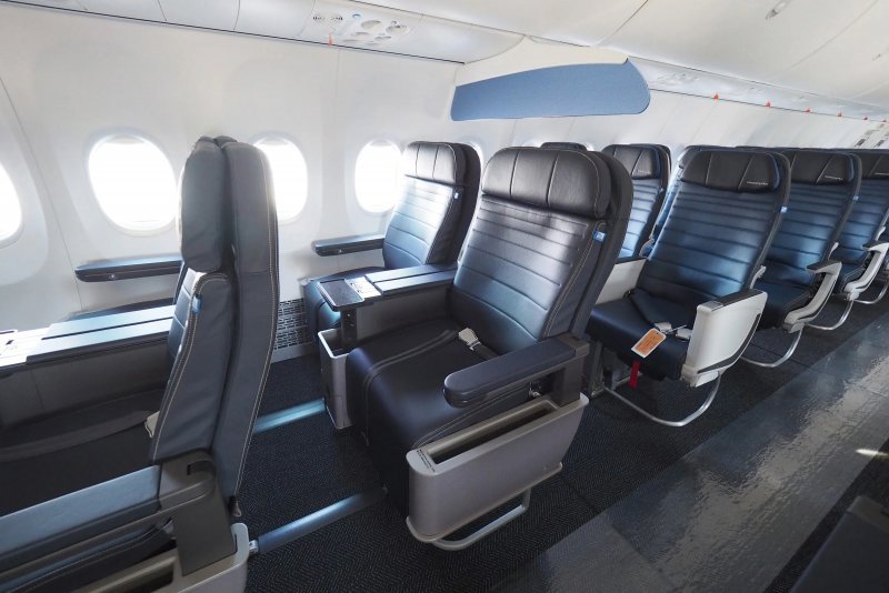 Airbus 320-200 салон