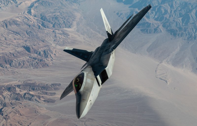 F-16 палубный