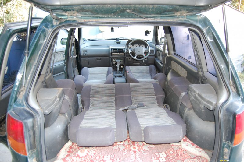 Mitsubishi RVR 1991 салон