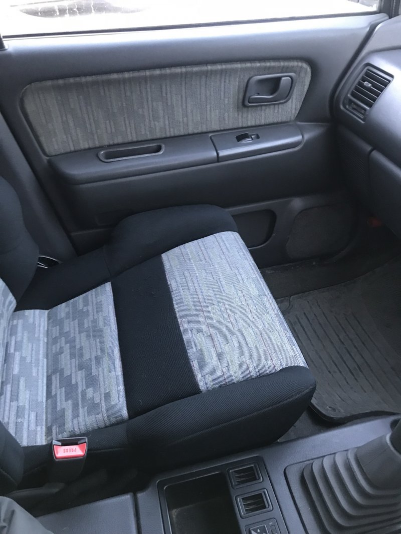 Mitsubishi RVR 1995 салон