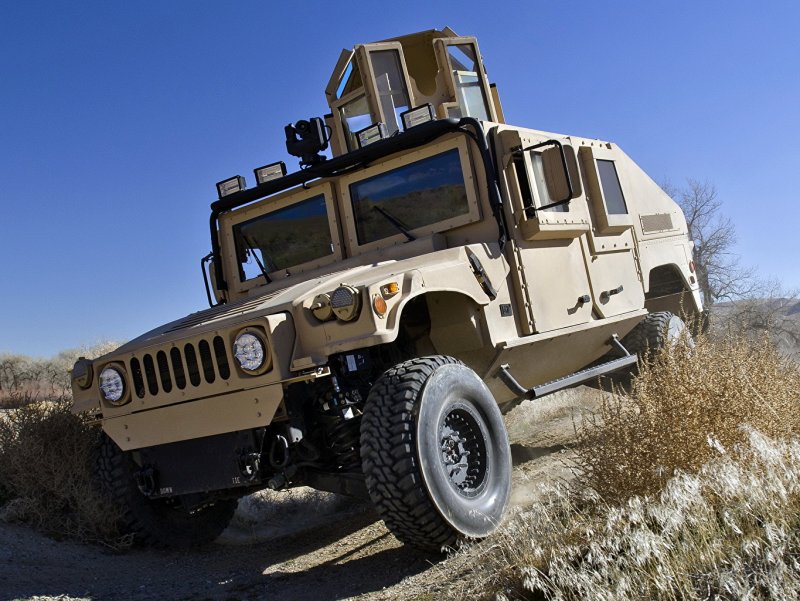 Бронеавтомобиль HMMWV m1151