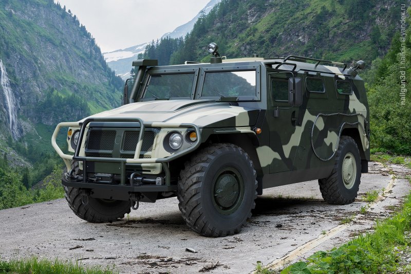 Бронеавтомобиль ГАЗ 2330 тигр