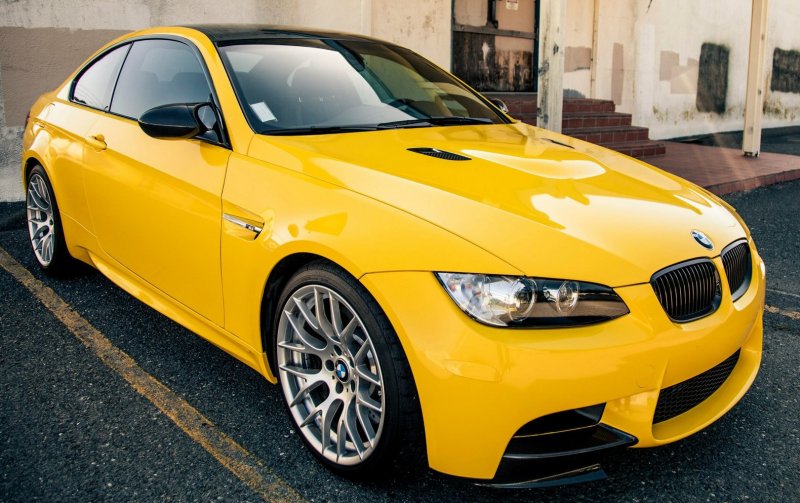 Глянцевая Gloss Yellow (Avery Supreme)