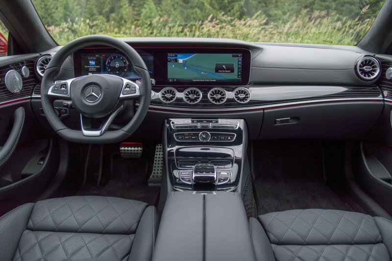 Mercedes e class 2018 салон