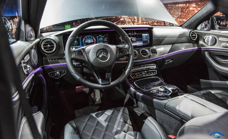 Mercedes Benz e200 2016 салон