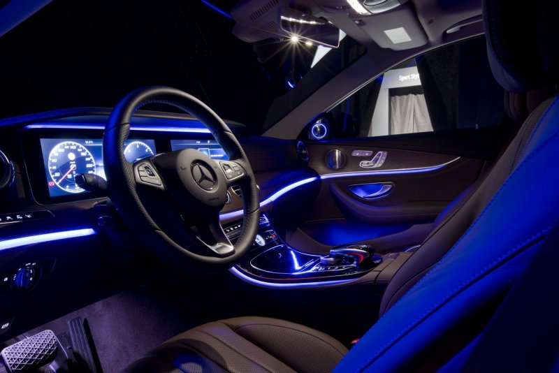 Mercedes w213 Ambient Light