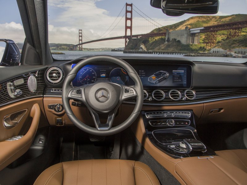 Mercedes Benz e 300 2017