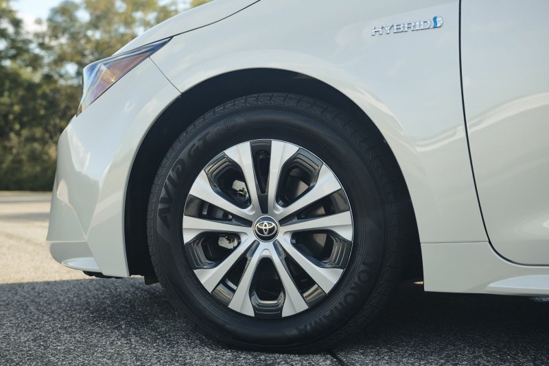 Toyota Corolla 2019 на колесах