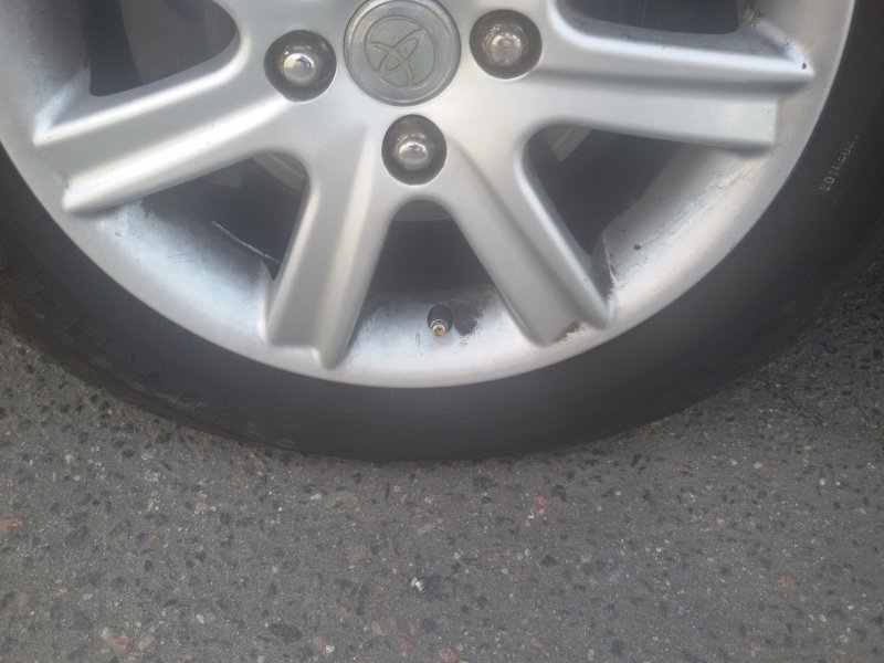 225/50 R17 на Авенсис