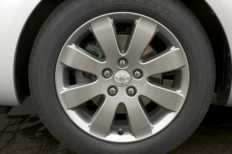 Toyota Avalon колеса