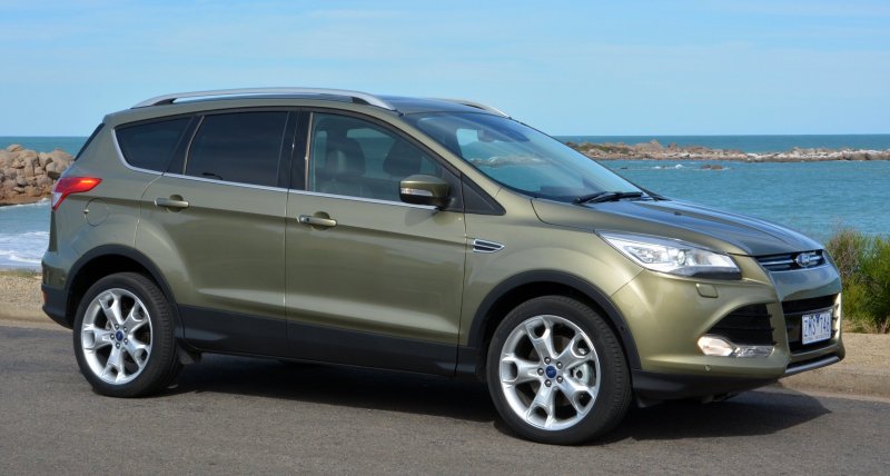 Ford Kuga 1 поколение