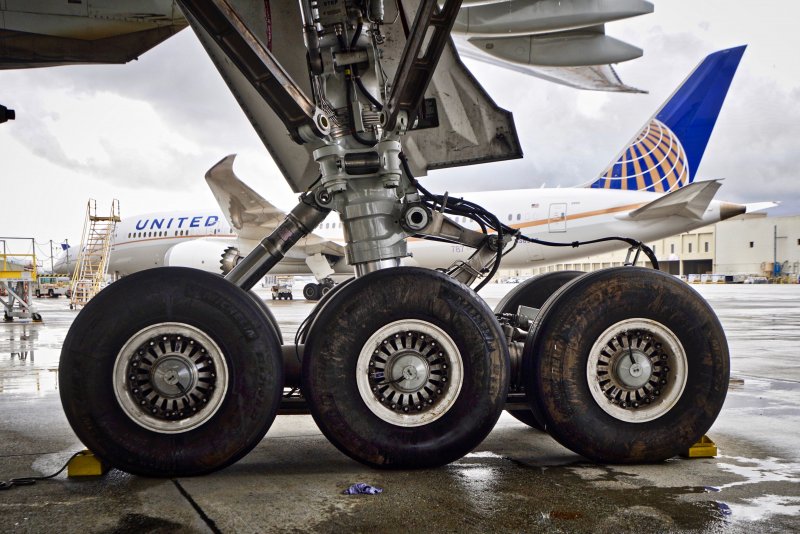 Колесные шасси Боинг 747