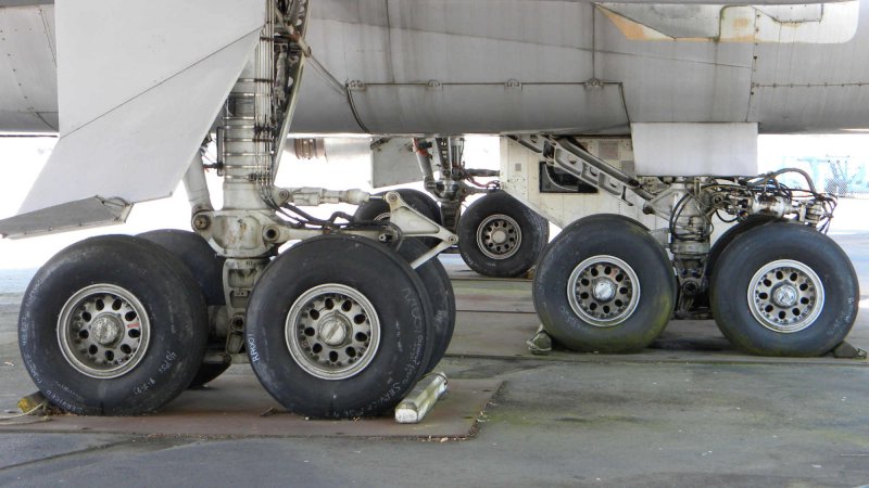 747 Landing Gear