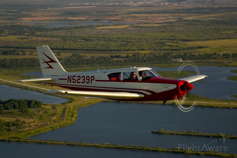 Самолет Piper Twin Comanche