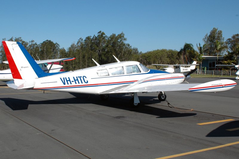 Piper pa-24-250 Comanche