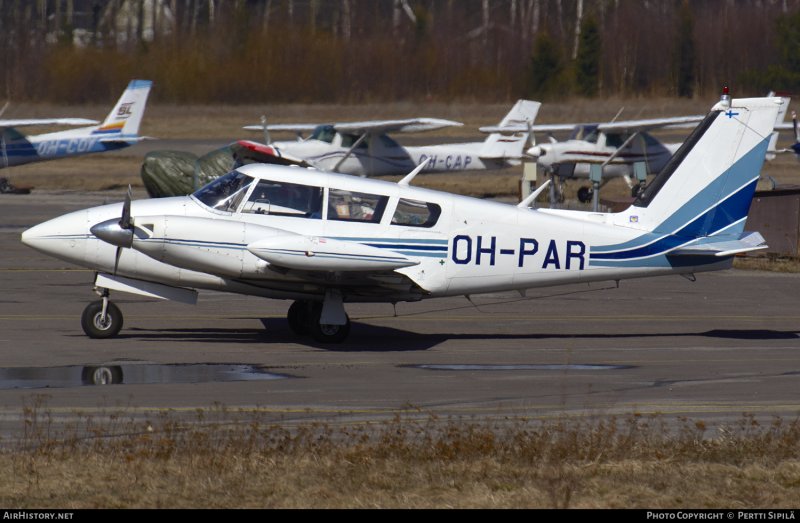 Piper Comanche 250