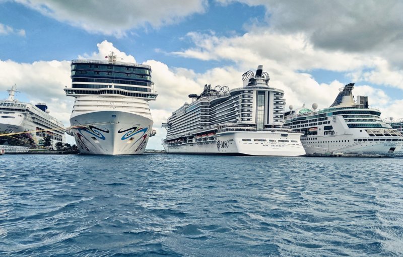 Круизный корабль "MSC grandiosa New ship 2019"
