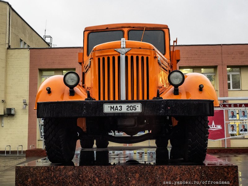 Минский автомобильный завод 1999