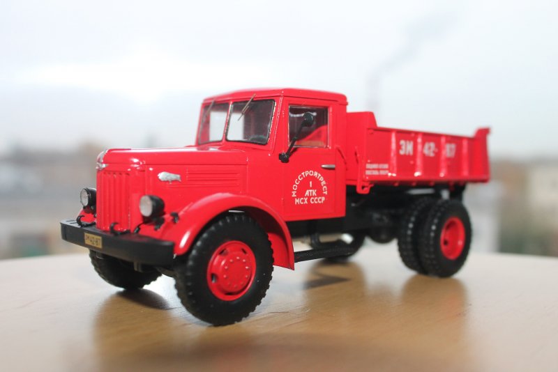 МАЗ-205 1/43