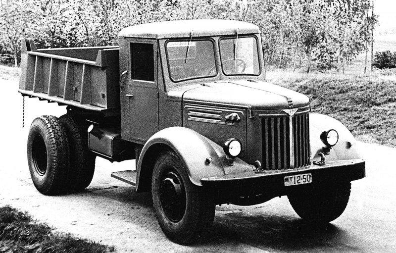 МАЗ-205 грузовой автомобиль
