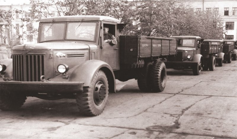 МАЗ 205 Автоистория
