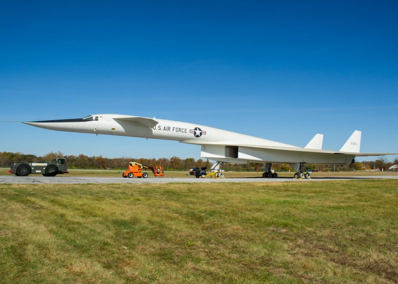 Самолет XB-70 Valkyrie
