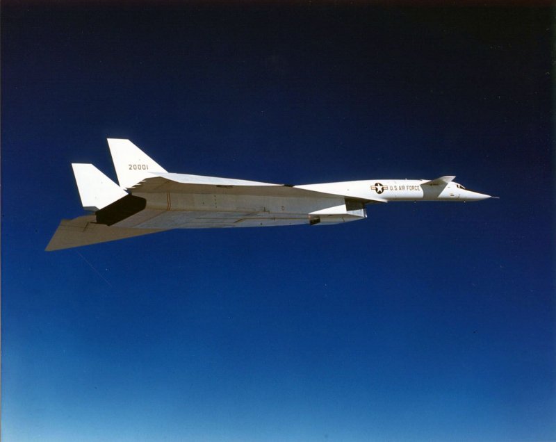 Норт Американ XB-70 («Валькирия»)