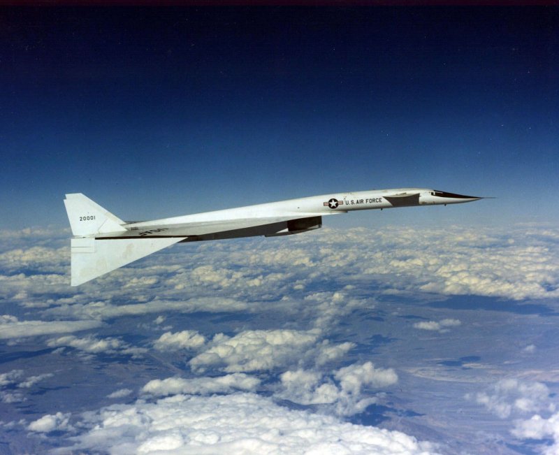 Самолет XB-70 Valkyrie