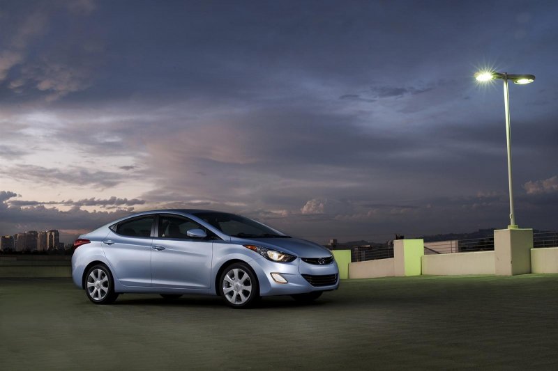 Hyundai Elantra 2013