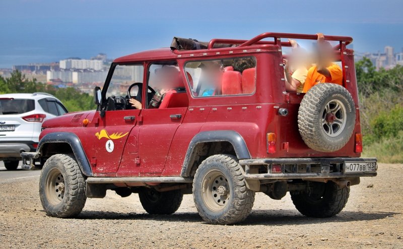 УАЗ-3159 SPINTIRES
