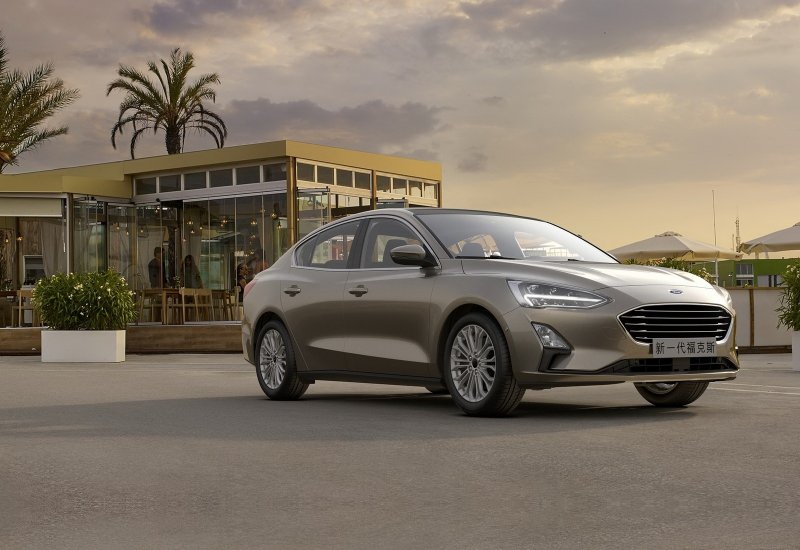 Ford Focus sedan 2020