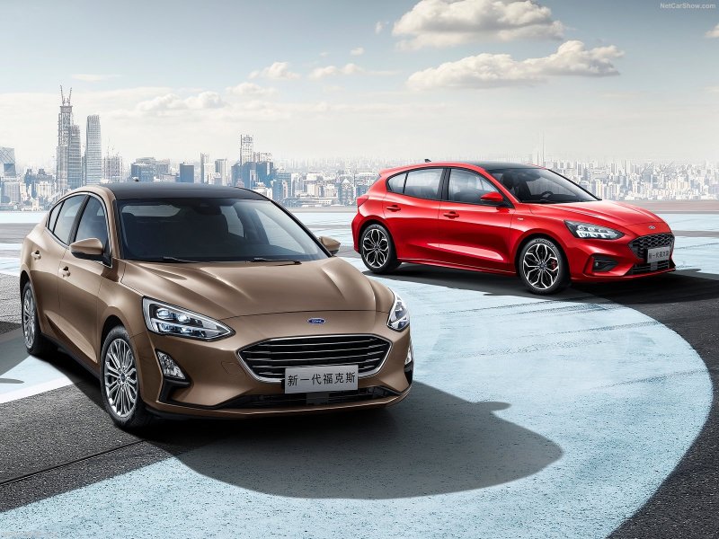 Ford Focus 2019 седан