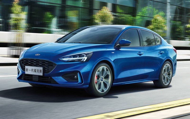 Ford Focus 2018 седан