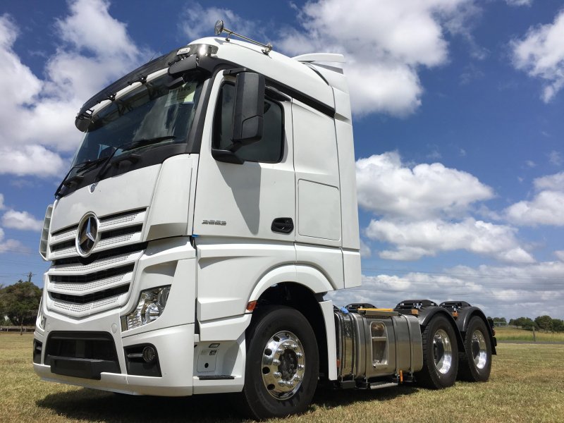 Mercedes Benz Actros 6x4 2020