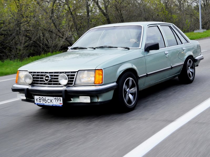 Opel Senator a1