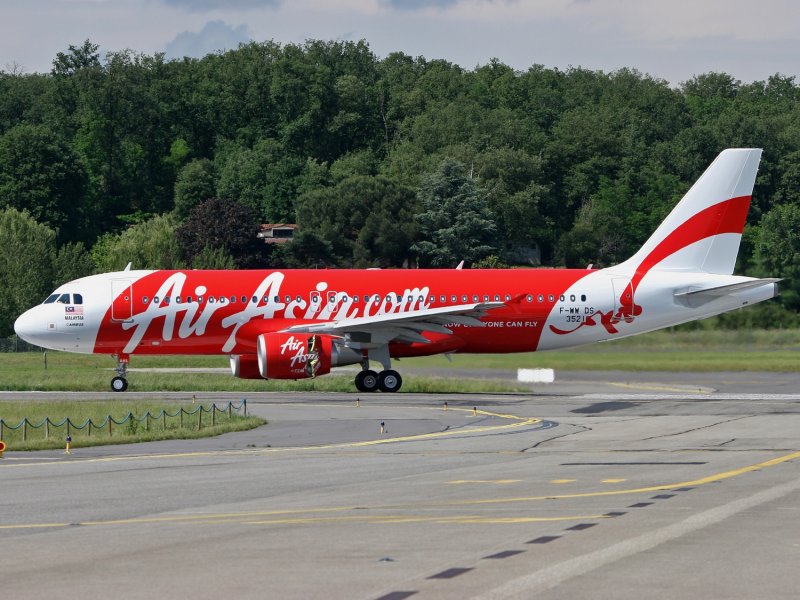 Самолёт Airbus a320-216