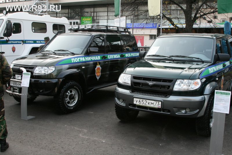 Машины пограничной службы ФСБ России